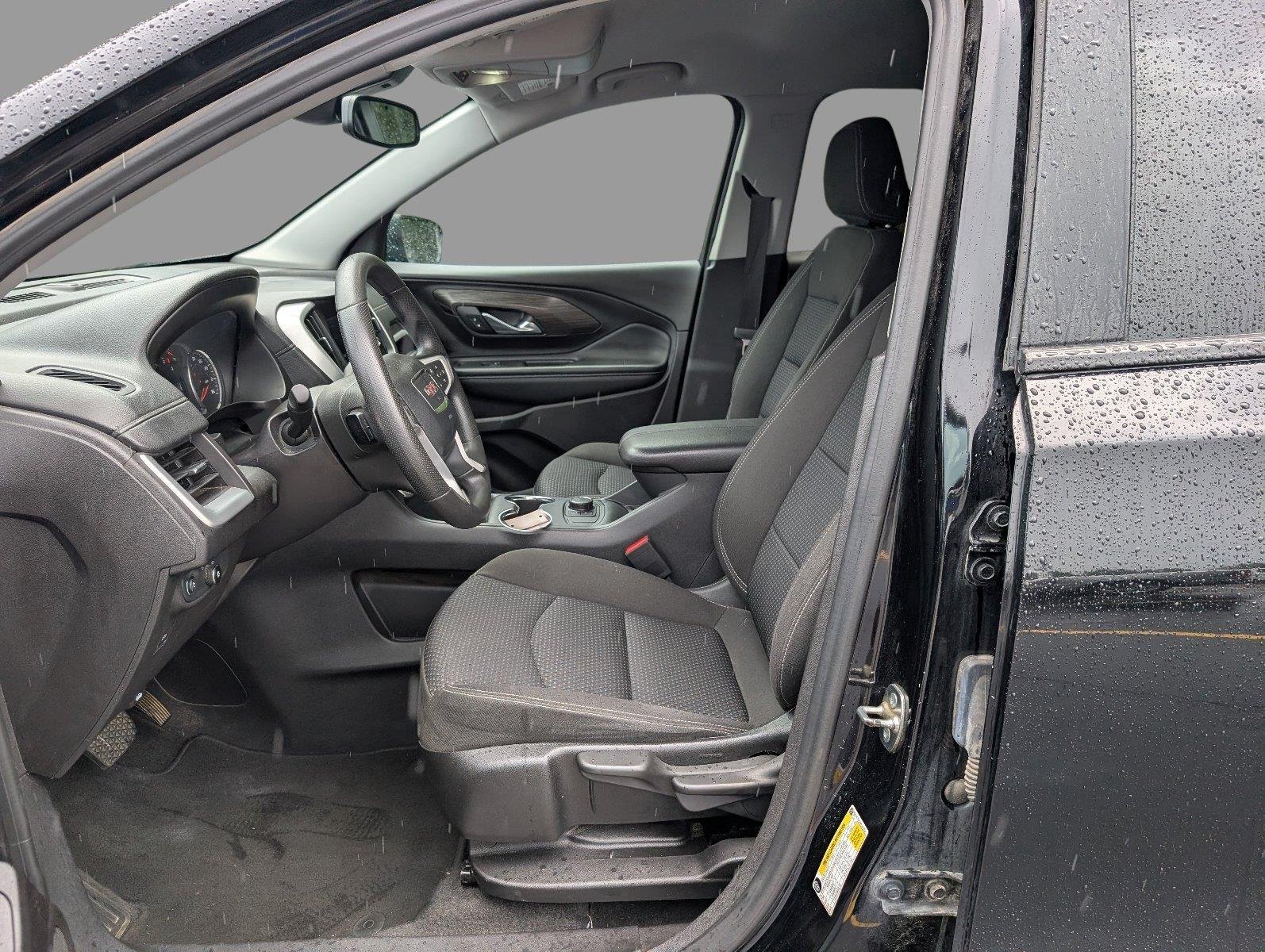 Used 2024 Ebony Twilight Metallic GMC SLE image 12