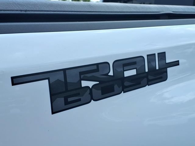 New 2026 Summit White Chevrolet LT image 20