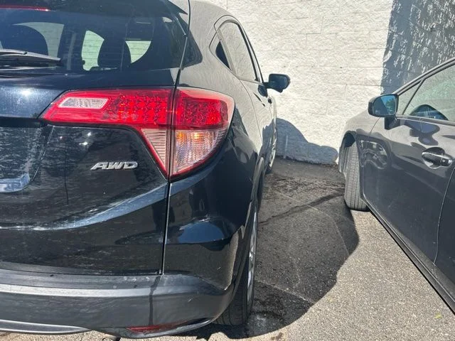 Used 2016 Black Honda EX image 6