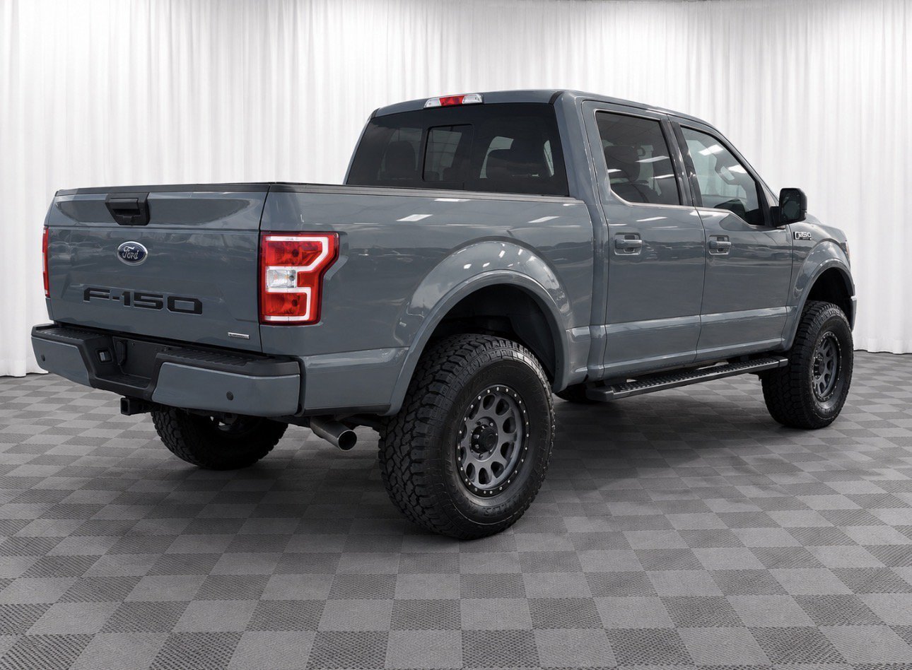 Used 2020 Gray Ford XLT image 3