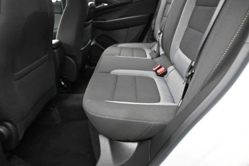 Used 2023 Summit White Chevrolet LS image 28