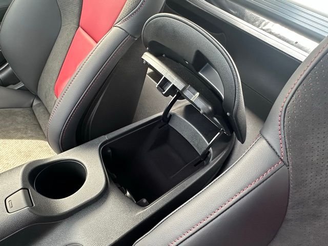 2025 Nissan Z NISMO - Photo 23
