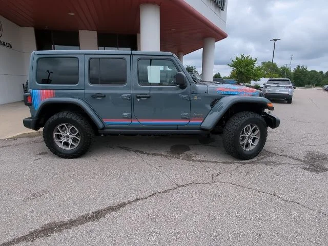 New 2026 Gray Jeep  image 31