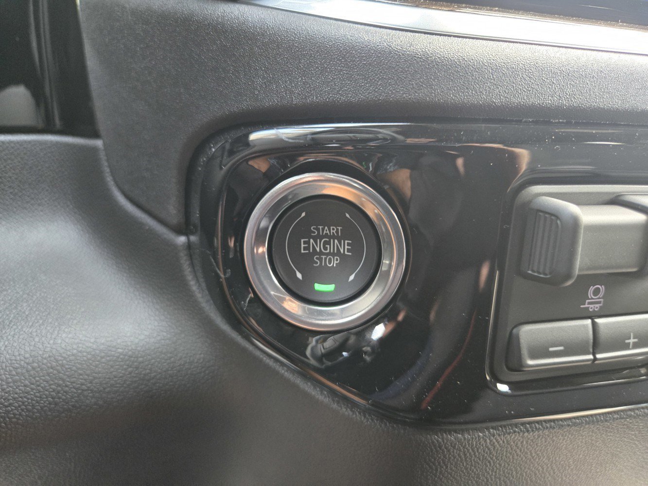 2026 Chevrolet Silverado 1500 LT - Photo 13