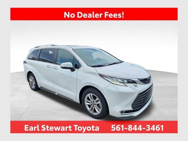 Certified Used 2023 WIND CHILL PEARL* Toyota  image 1
