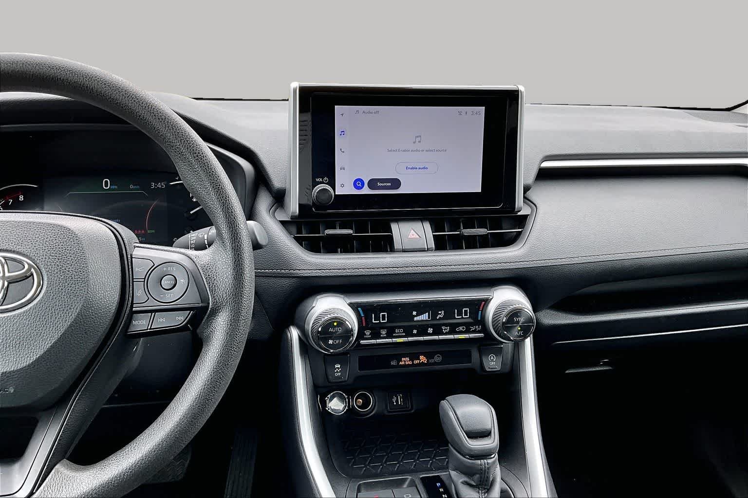 Used 2025 Ice Cap Toyota XLE image 7