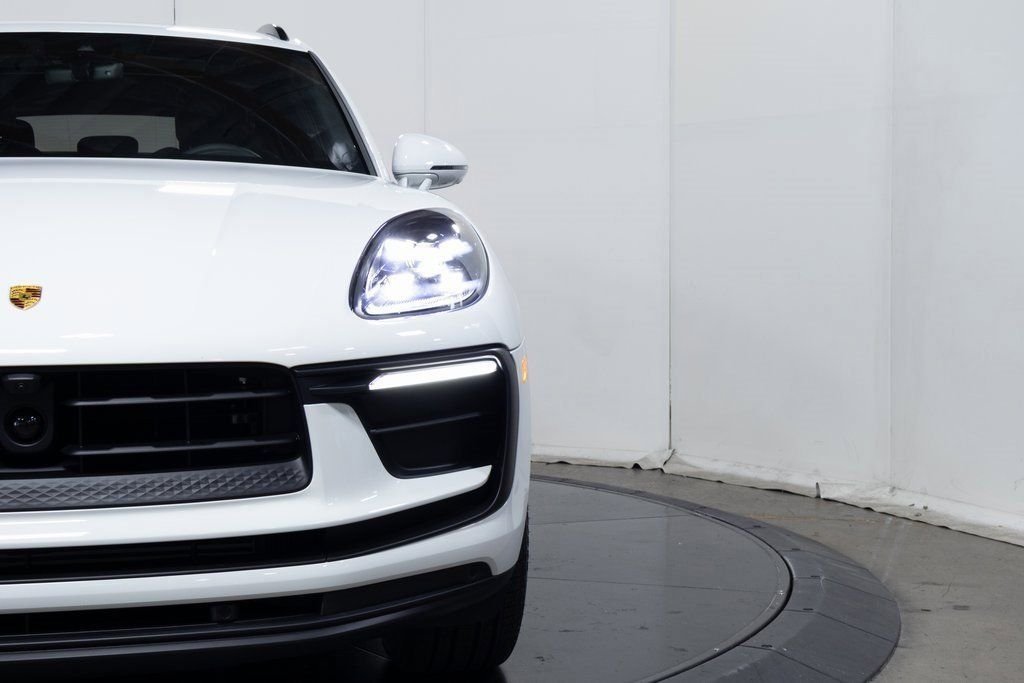 Certified Used 2025 White Porsche  image 21