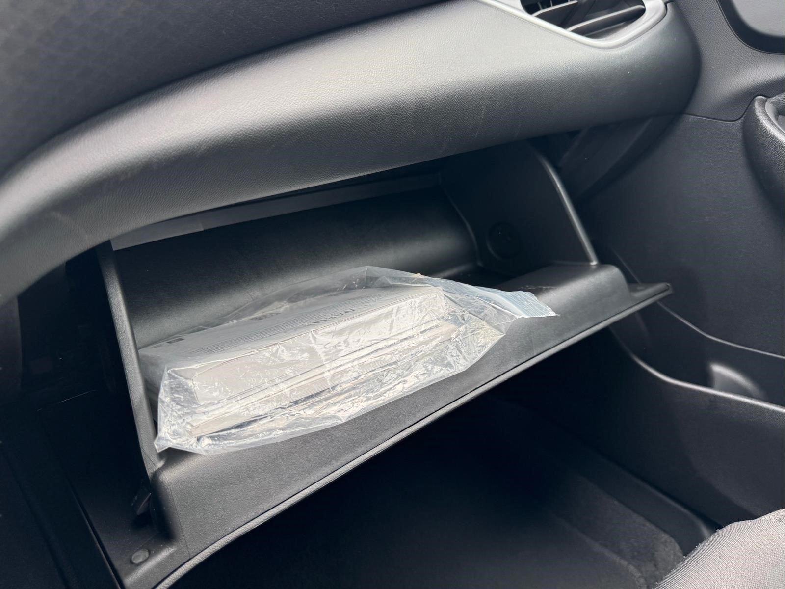 Used 2020 Summit White Chevrolet LS image 29