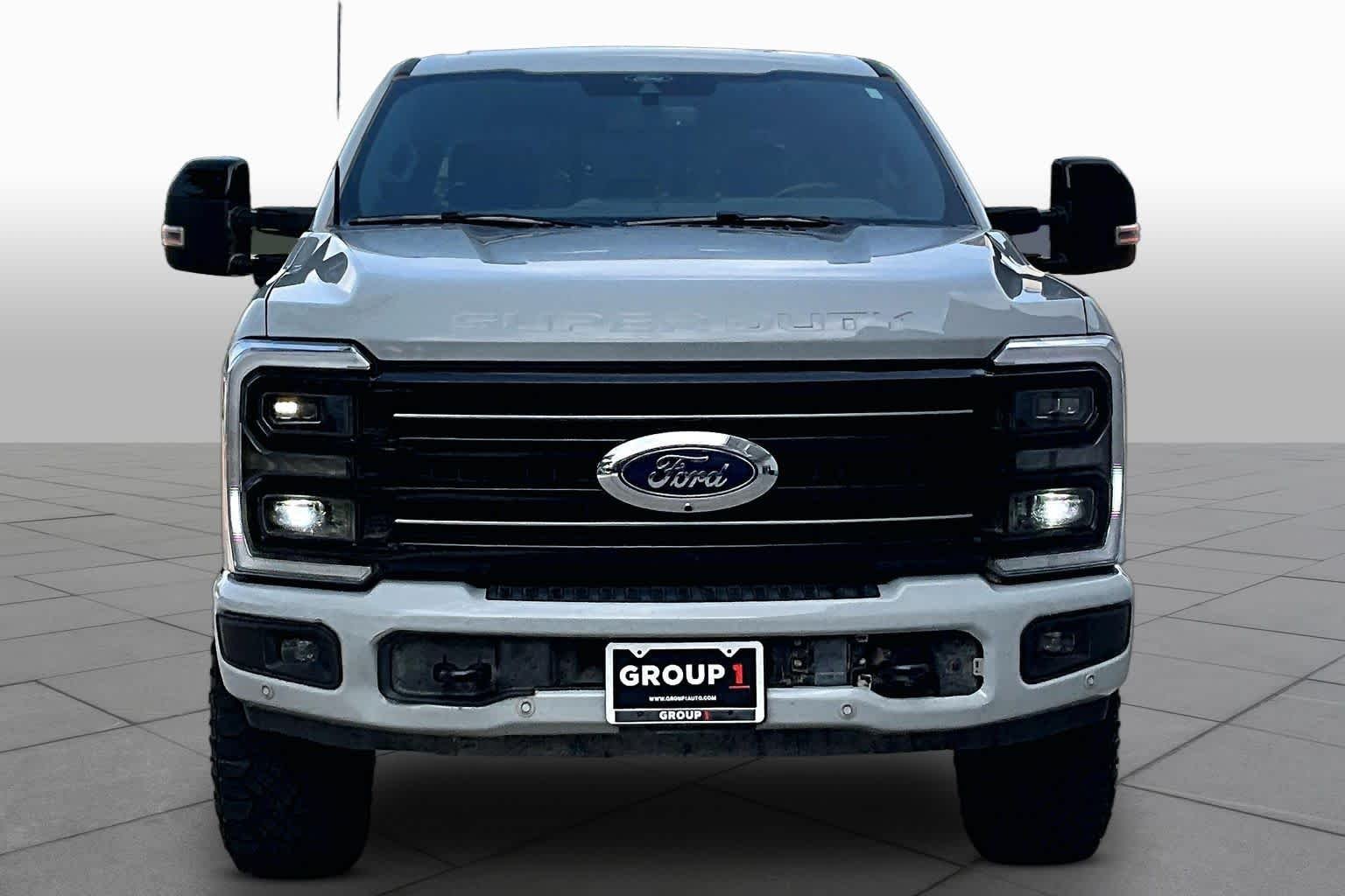 Used 2025 Avalanche Gray Ford Platinum image 3