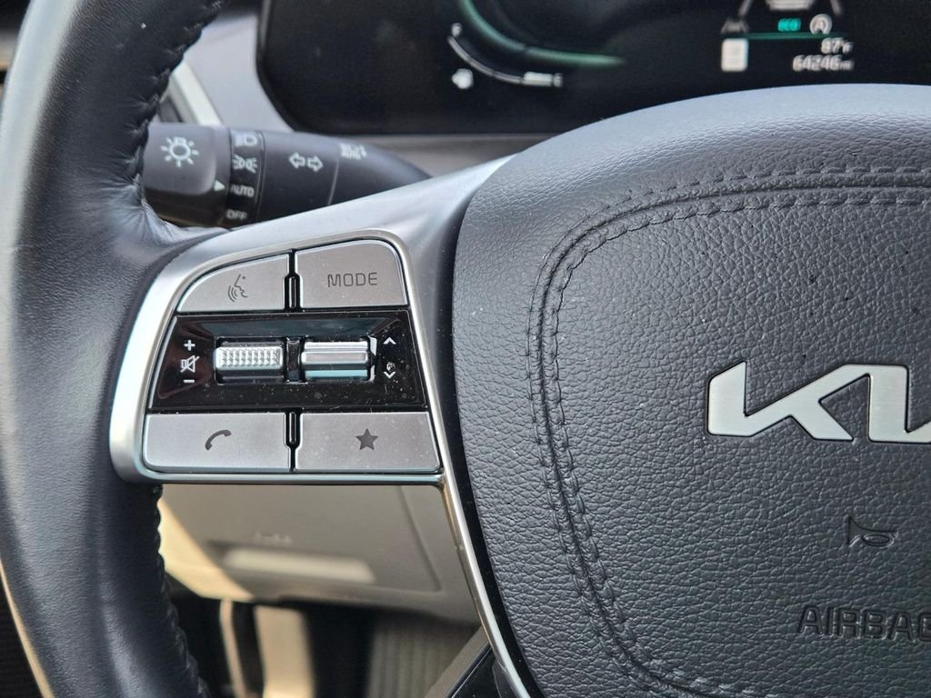 2025 Kia Telluride S - Photo 23