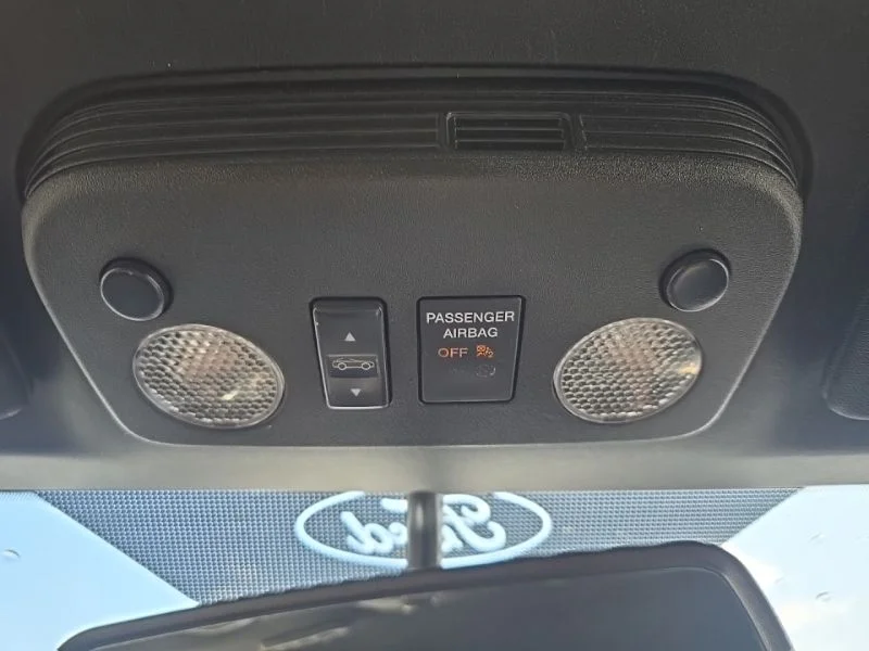 Used 2019 Silver Ford GT Premium image 21