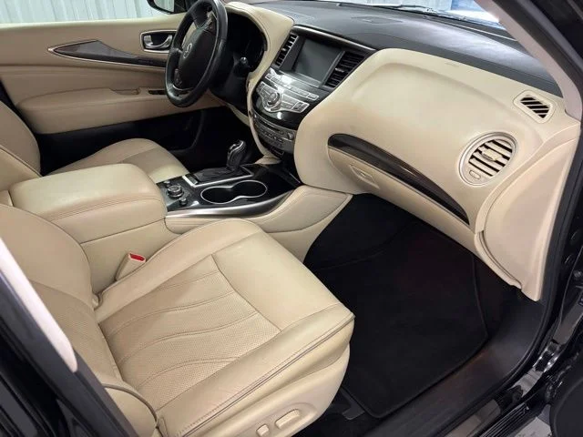Used 2018 Black Obsidian INFINITI Base image 28