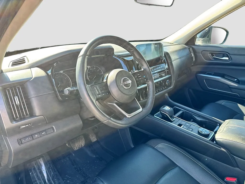 Certified Used 2023 Black Nissan SL image 9