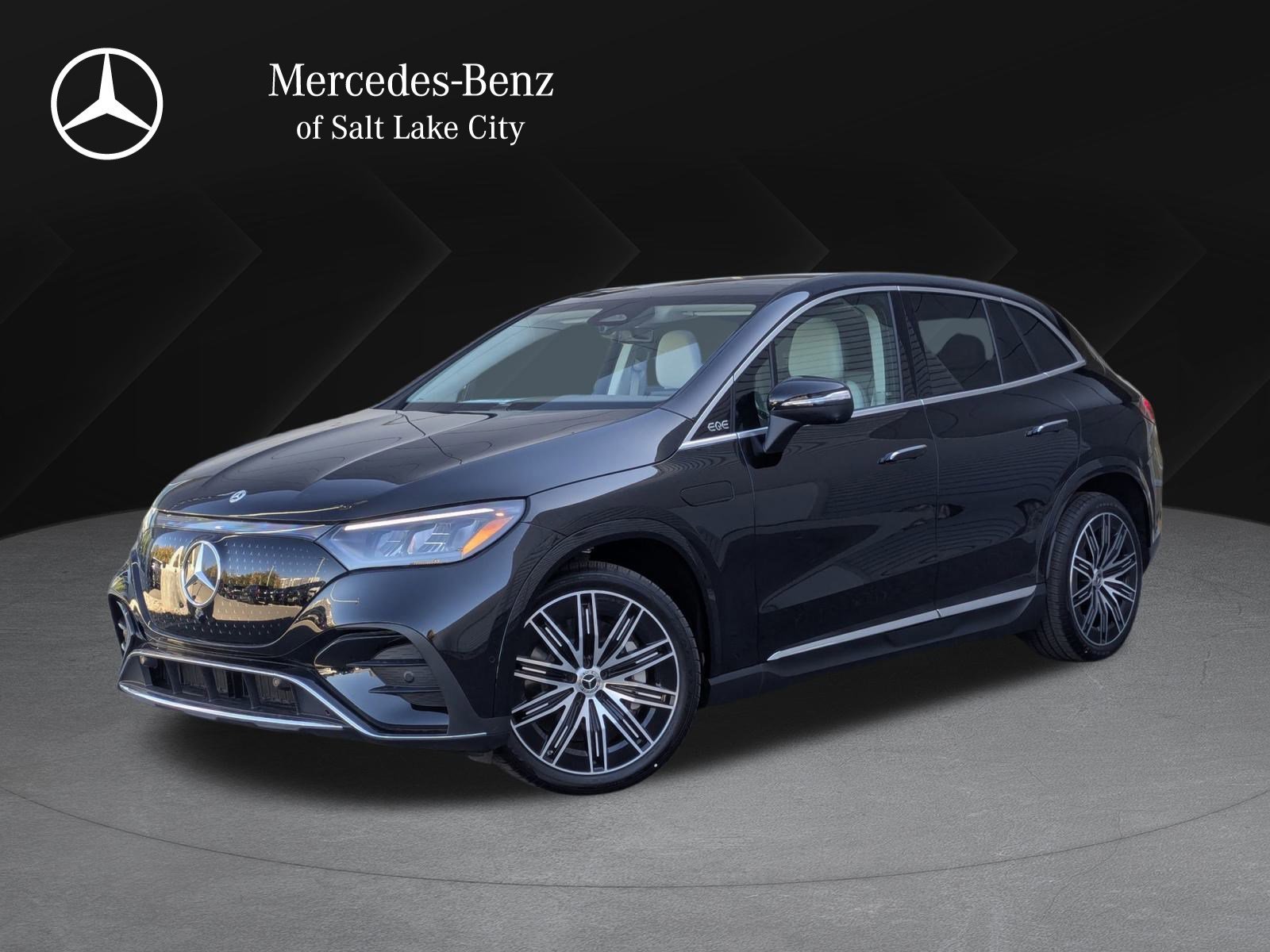 2026 Mercedes-Benz EQE SUV EQE 320 4MATIC's photo