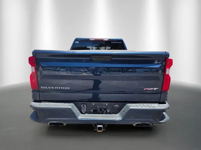 Used 2019 Blue Metallic Chevrolet RST image 3