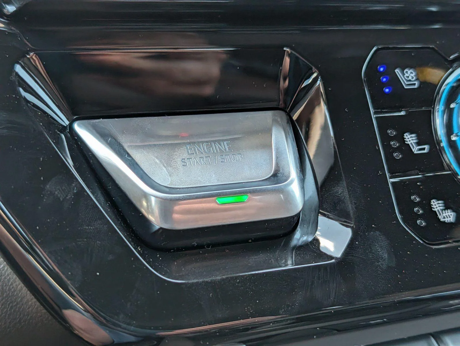 New 2026 Sterling Metallic GMC Denali image 23