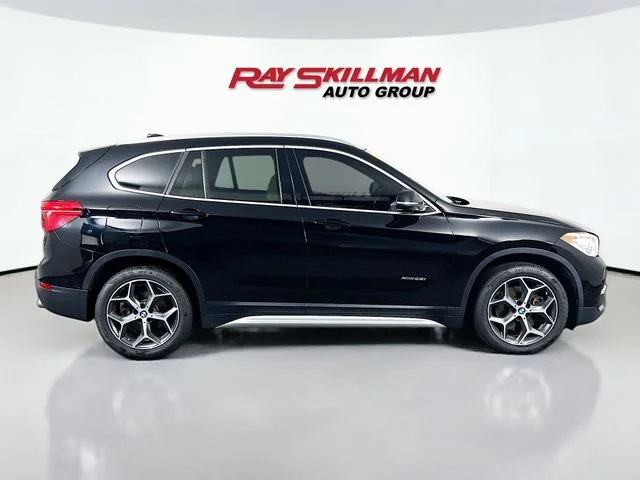 Used 2018 Black BMW xDrive28i image 8