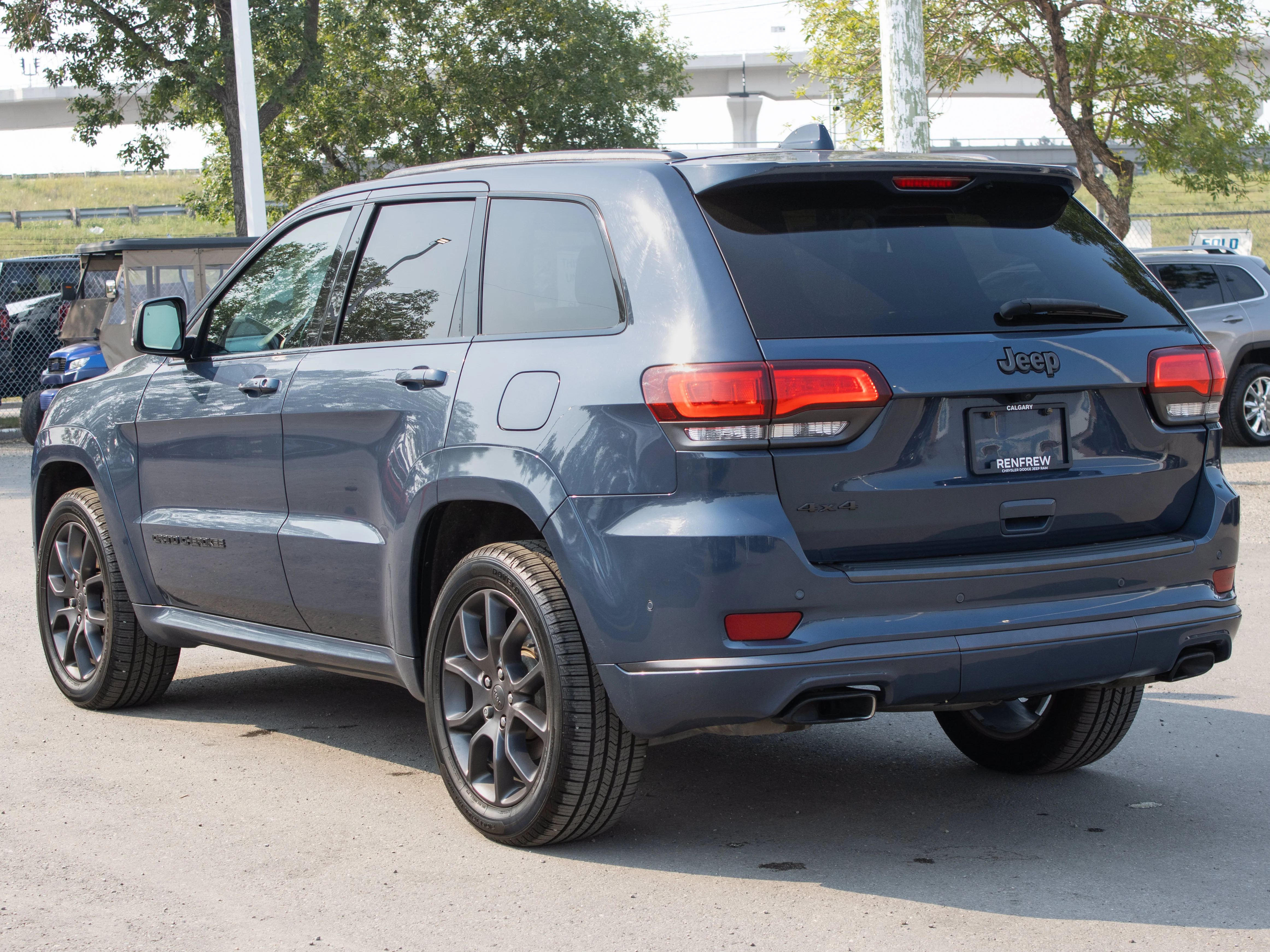 Certified Used 2020 Blue Jeep High Altitude*One Owner | HEMI V8 | Panoramic Sunroof | Heated/Vented Nappa Seats | Trailer Tow image 16