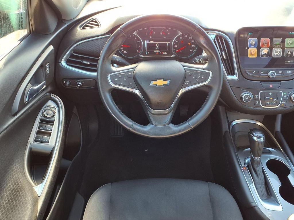 Used 2018 NIGHTFALL GRAY METALLIC Chevrolet LT image 10