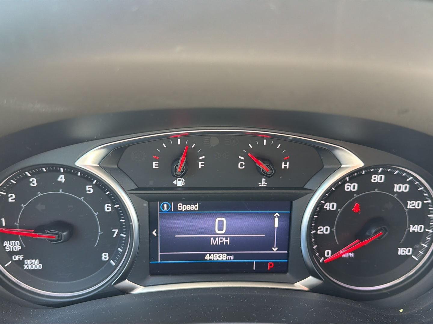 Used 2023 Marine Metallic GMC SLE image 8