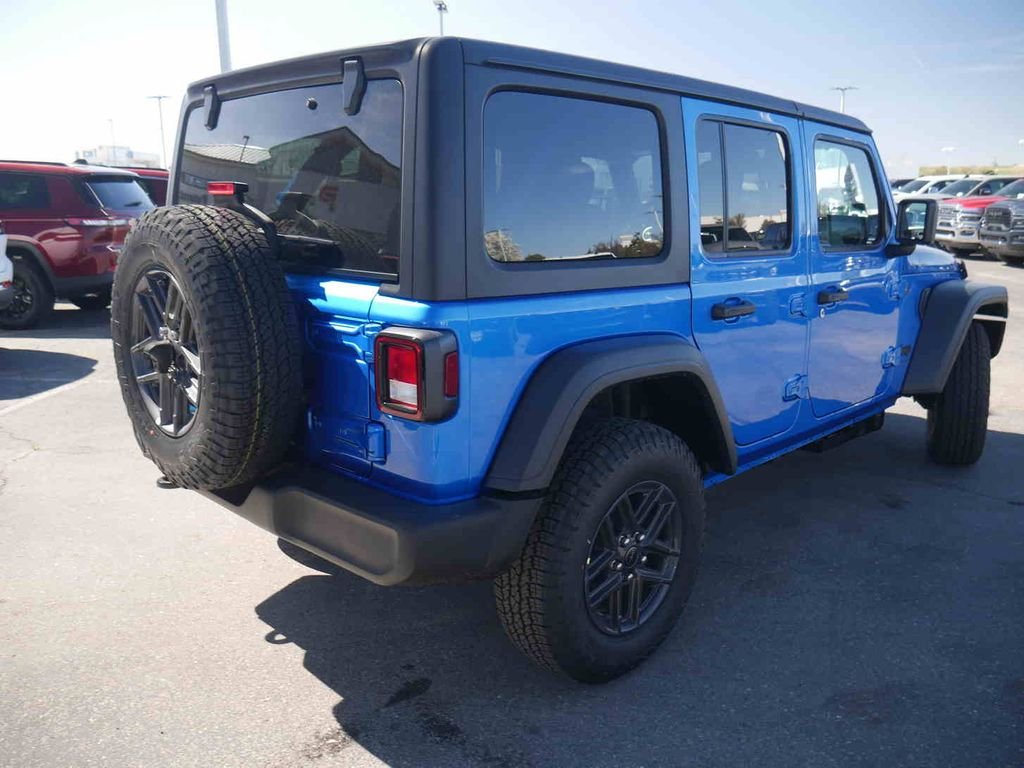 New 2026 Hydro Blue Pearlcoat Jeep Sport S image 21