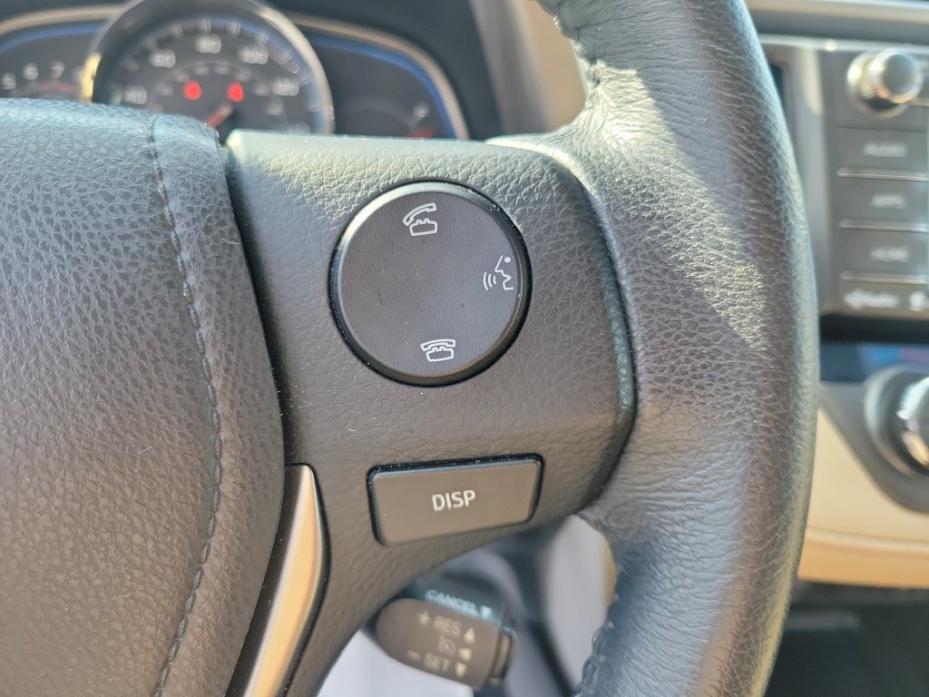 Used 2015 White Toyota Limited image 28