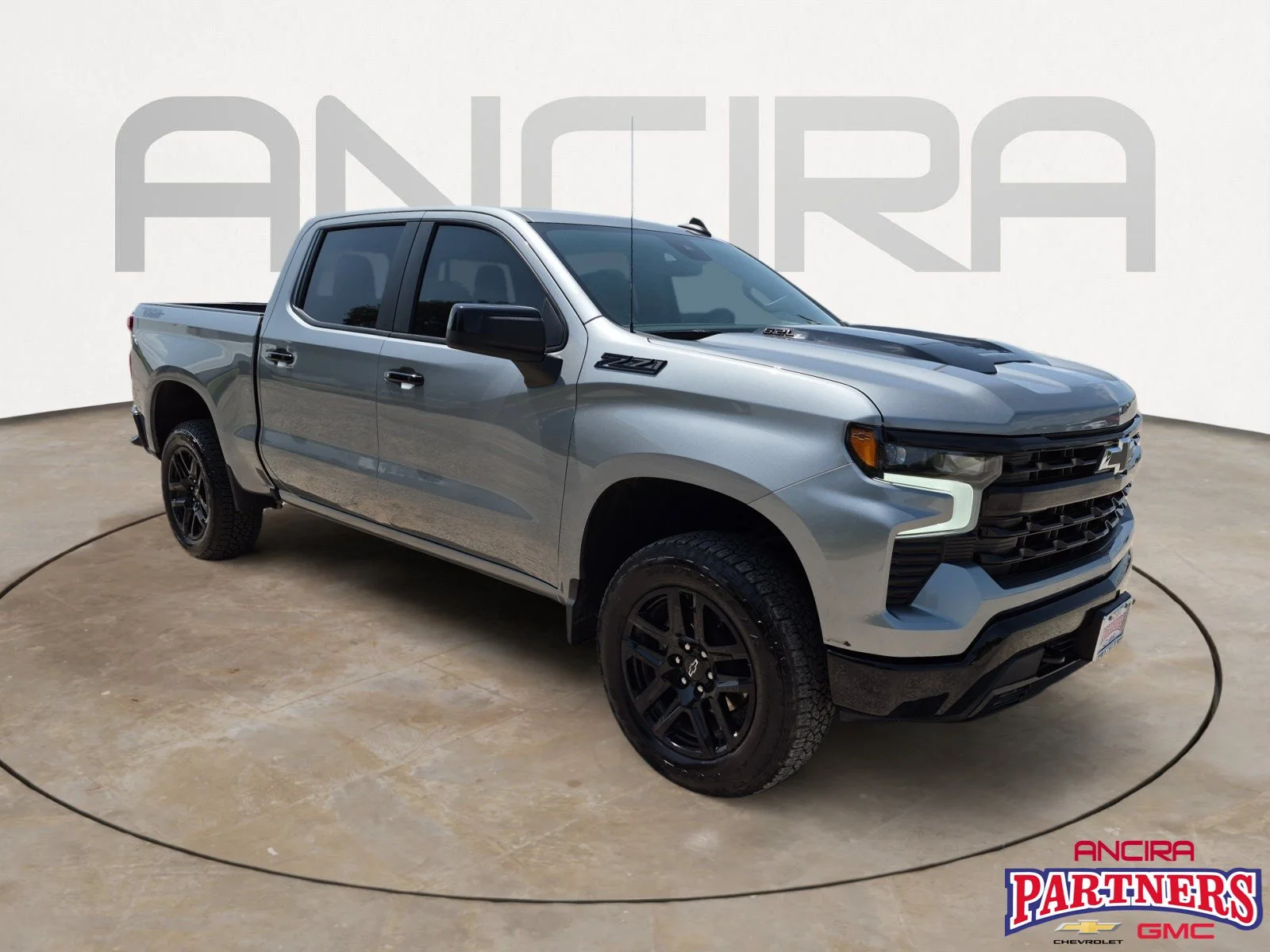 Used 2025 Sterling Gray Metallic Chevrolet LT Trail Boss image 1