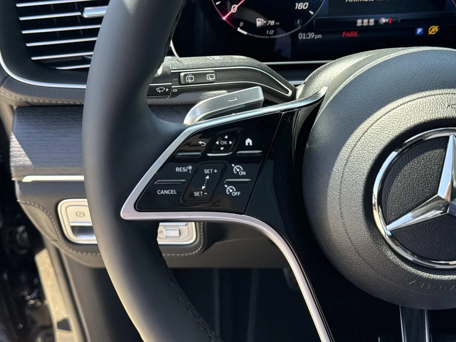New 2026 Black Mercedes-Benz GLE 350 image 15
