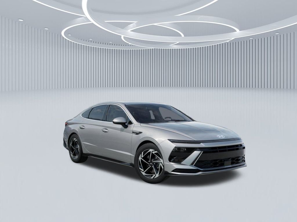 New 2026 Silver Hyundai SEL Sport image 2