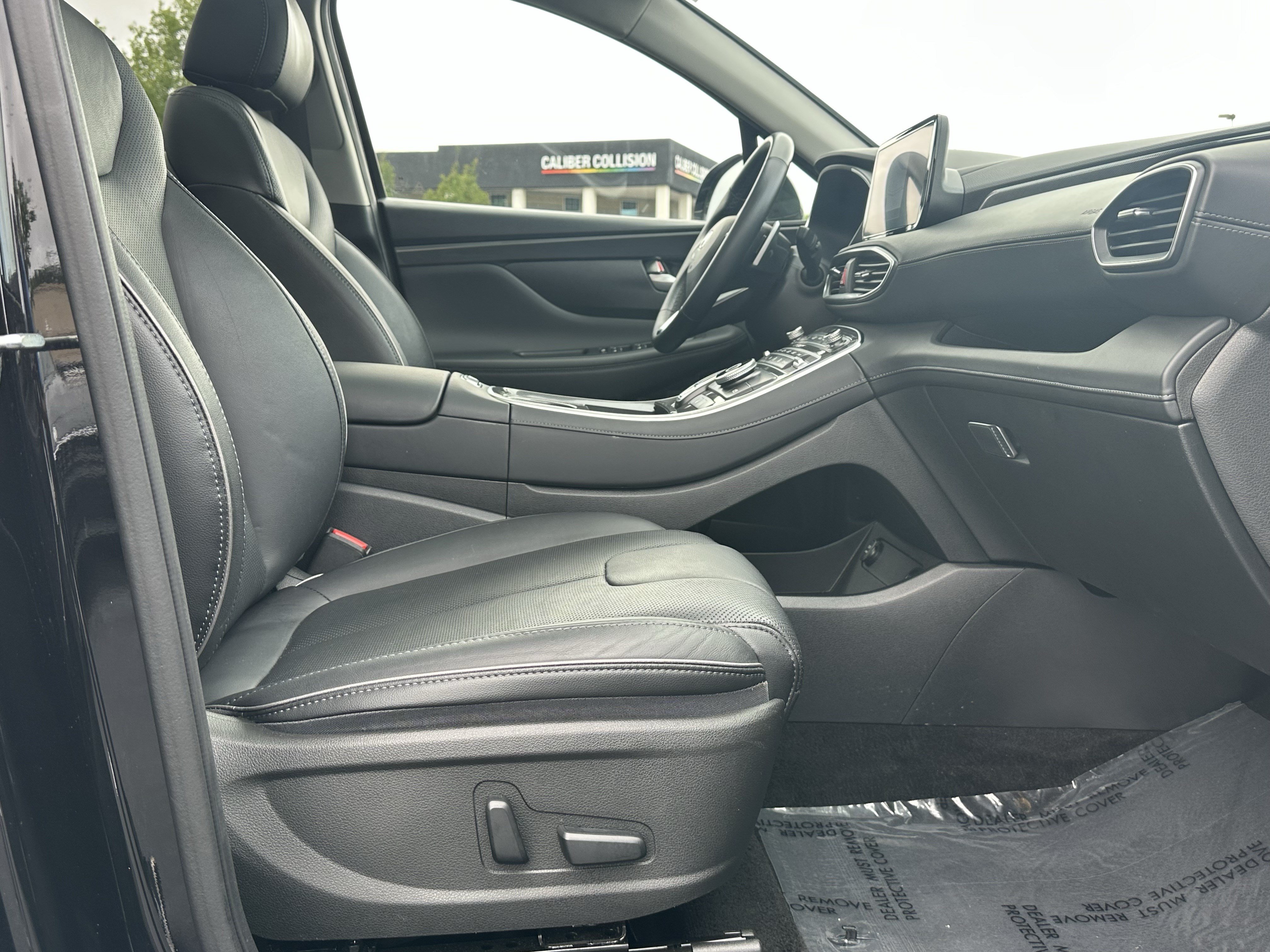Used 2022 Twilight Black Hyundai SEL image 14