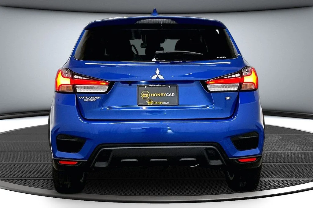 Used 2024 Blue Mitsubishi 2.0 SE image 5