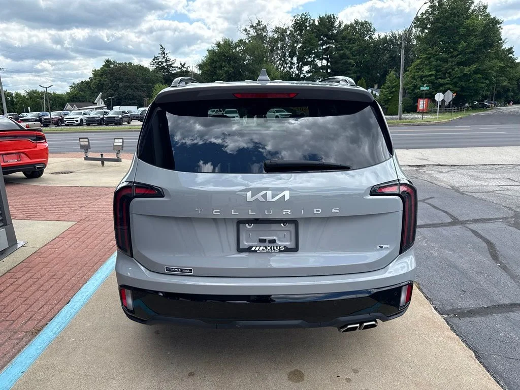 Used 2024 Gray Kia SX X-Line image 8