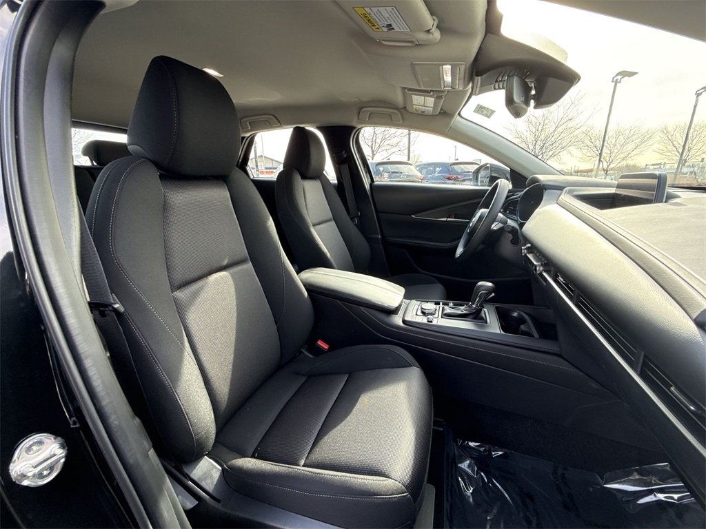2025 MAZDA CX-30 - Image 25