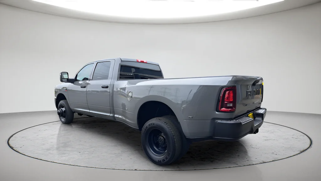 New 2026 Ceramic Gray Clear-Coat Exterior Paint RAM Tradesman image 5