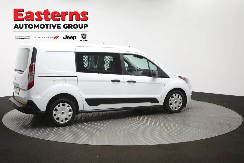 Used 2022 White Ford XLT image 42