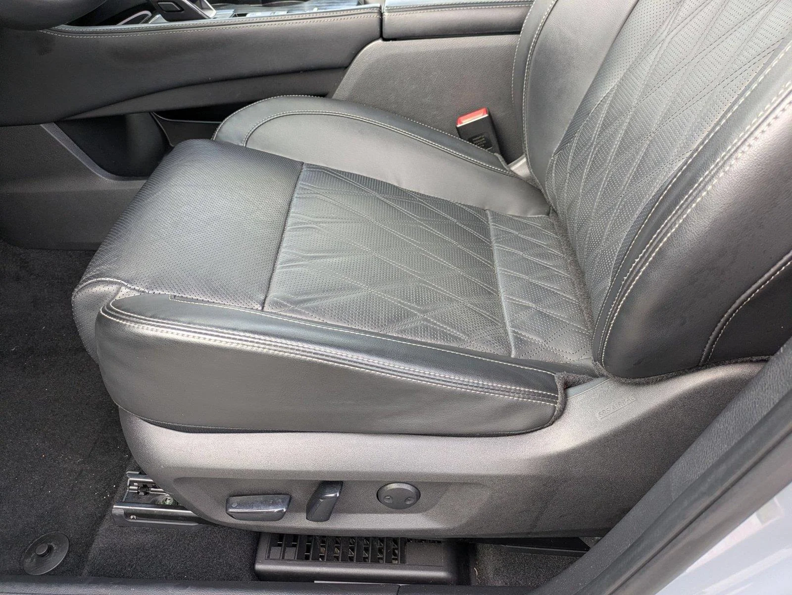 Used 2024 Boulder Gray Pearl Nissan Platinum image 15