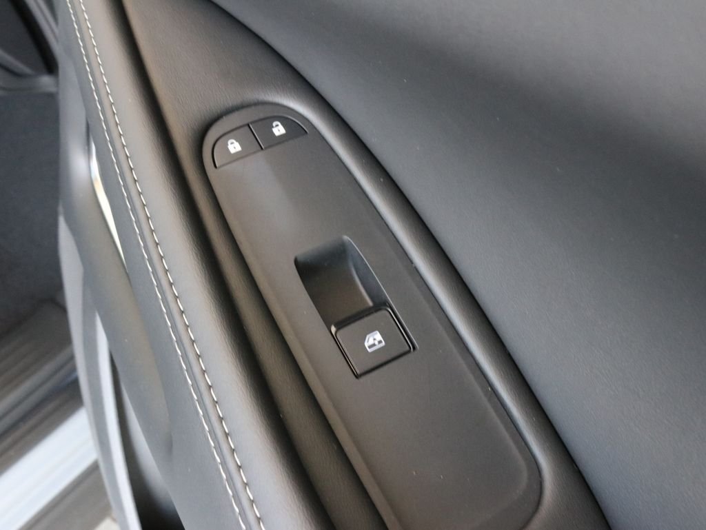 New 2027 HARBOR GRAY INFINITI Luxe AWD image 44