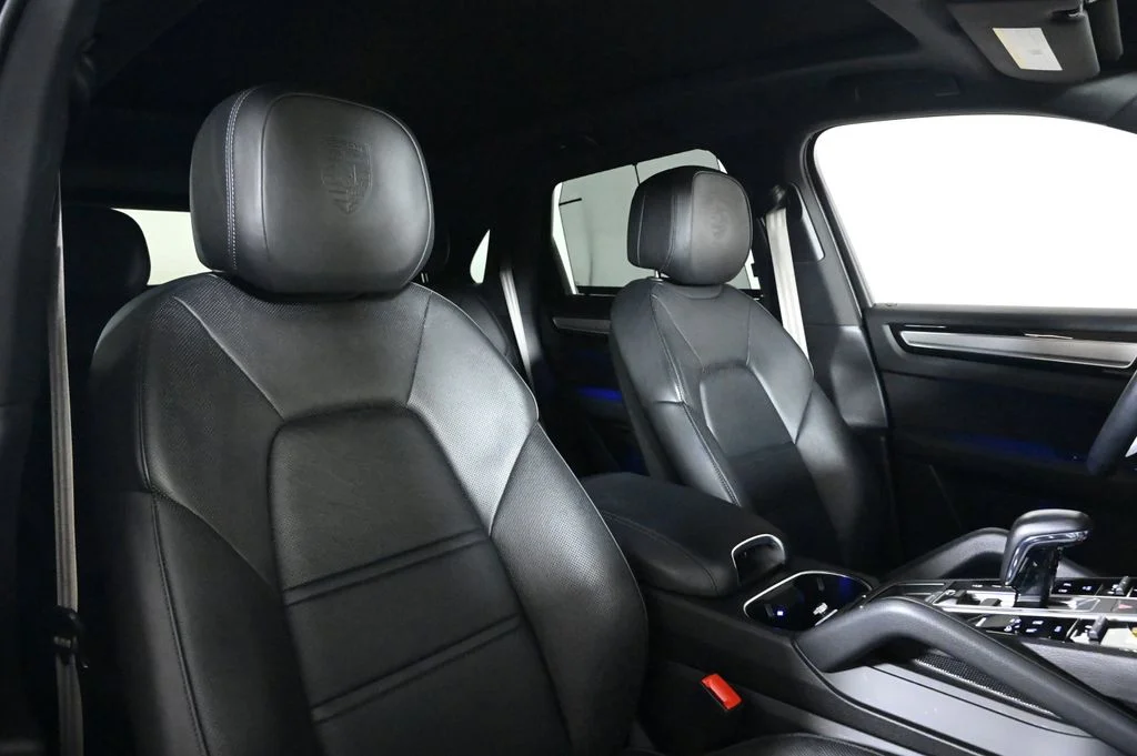 Used 2023 Chromite Black Metallic Porsche Platinum Edition image 18