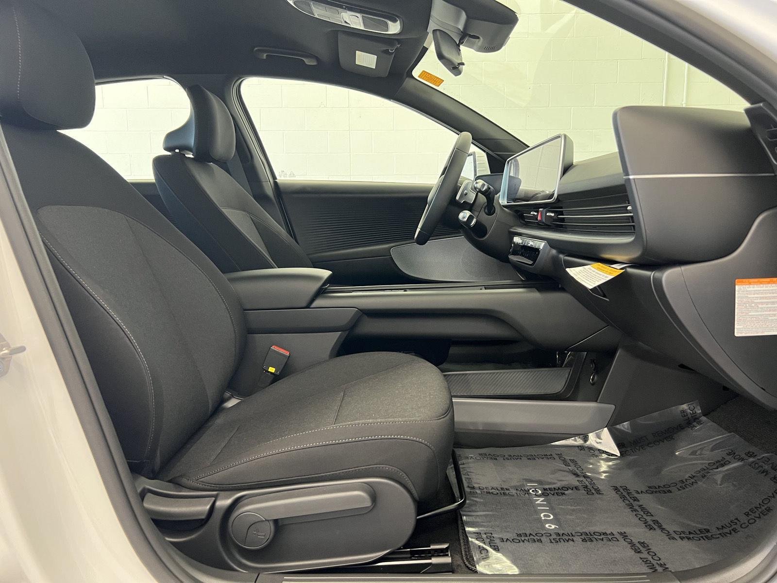 2025 Hyundai IONIQ 6 SE - Photo 27