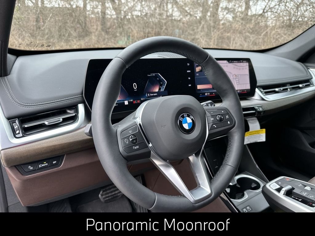 Used 2025 Green BMW xDrive28i image 18
