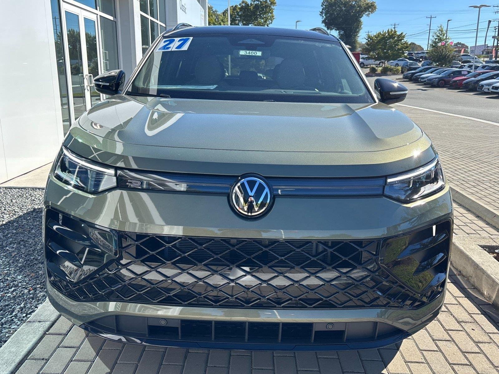 New 2027  Volkswagen SE R-Line Black image 8