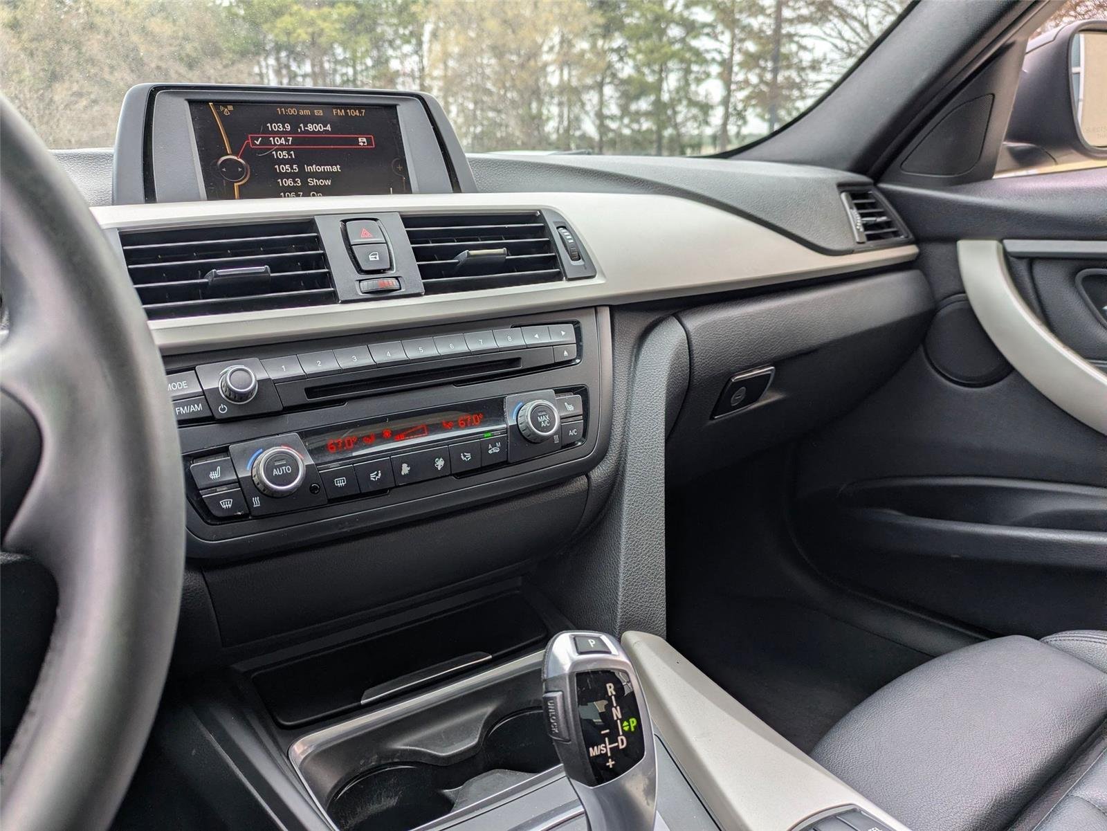 Used 2014 Glacier Silver Metallic BMW 320i image 14