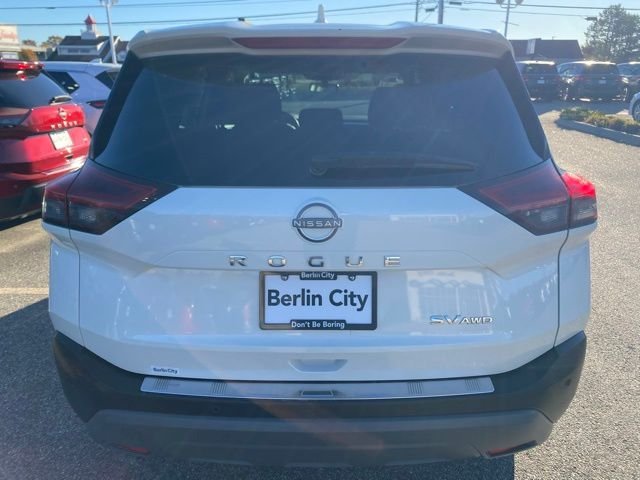 2023 Nissan Rogue SV photo 4