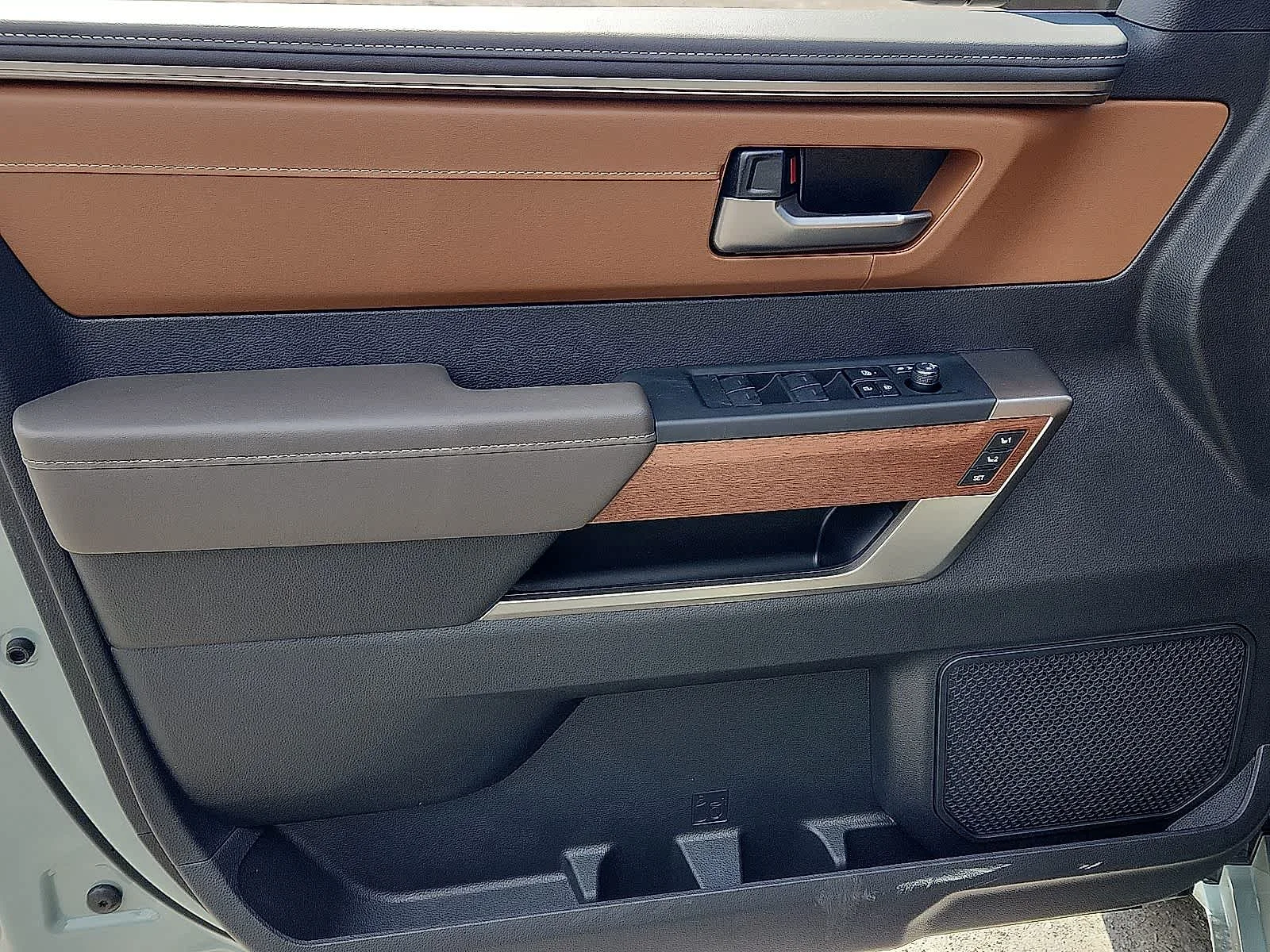 2026 Toyota Tundra 1794 Edition - Photo 12