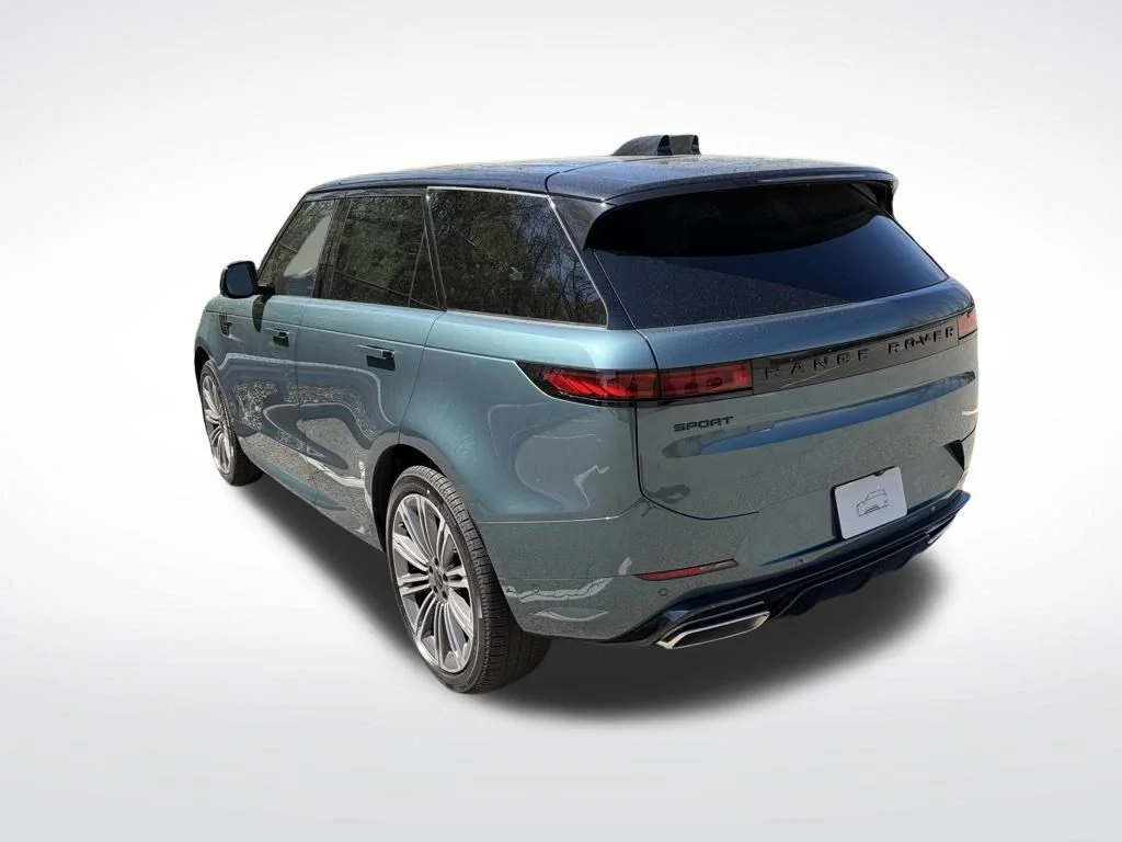 New 2026 Green Land Rover Dynamic SE image 6