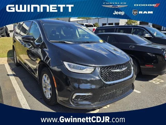 Used 2024 Black Chrysler Touring L image 1
