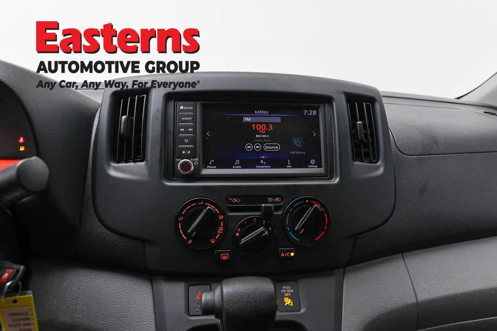 Used 2020 White Nissan SV image 11