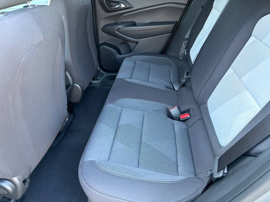 New 2026 Sterling Gray Metallic Chevrolet 1RS image 26