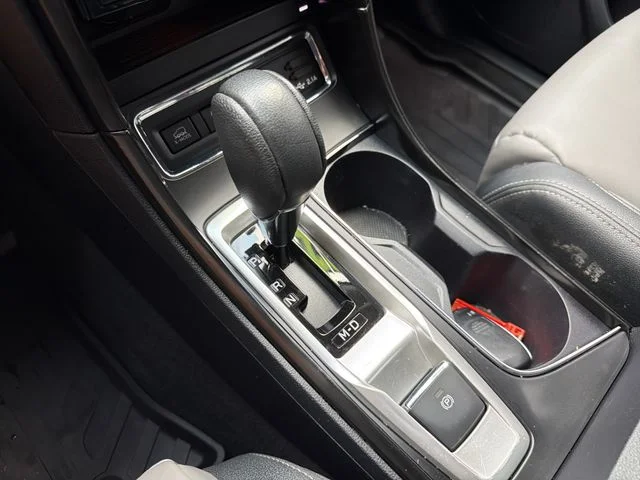 Used 2022 Blue Subaru Onyx Edition image 15