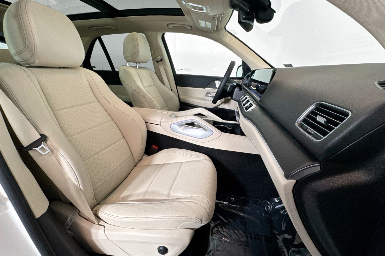 New 2026 Polar White Mercedes-Benz GLE 450 4MATIC® SUV image 26